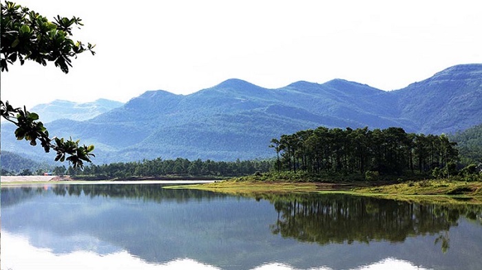 Hồ Yên Trung Quảng Ninh - Đà Lạt “đẹp như mơ” của miền Bắc